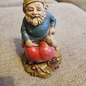 Tom Clark's Charming Gnome on Red Apple Figurine